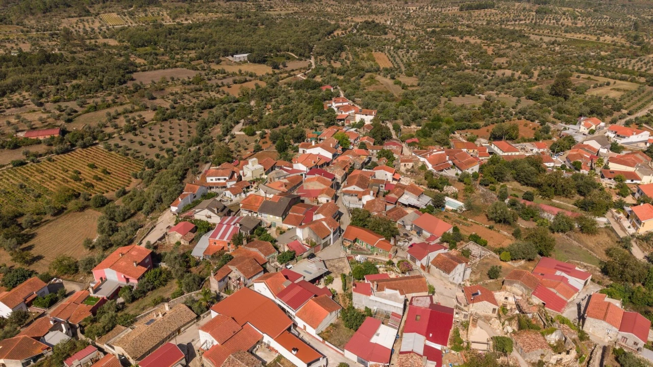 Moradia T2 para Venda em Zambujal Foto 47