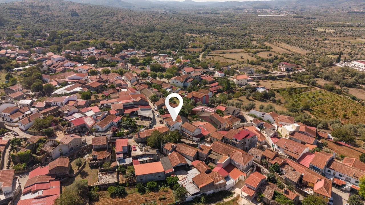 Moradia T2 para Venda em Zambujal Foto 36