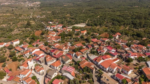 Moradia T2 para Venda em Zambujal