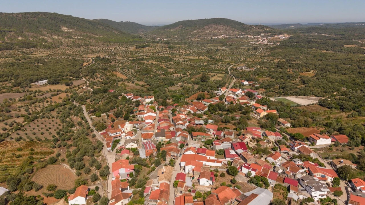 Moradia T2 para Venda em Zambujal Foto 45