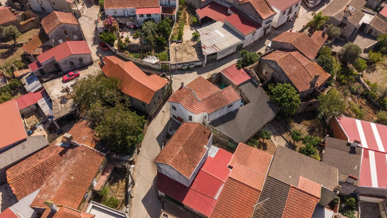 Moradia T2 para Venda em Zambujal Foto 39