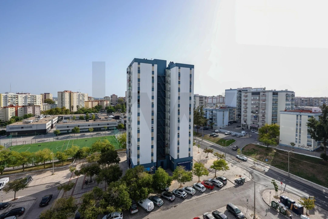 Apartamento T3 para Venda em Almada, Cova da Piedade, Pragal e Cacilhas Foto 21
