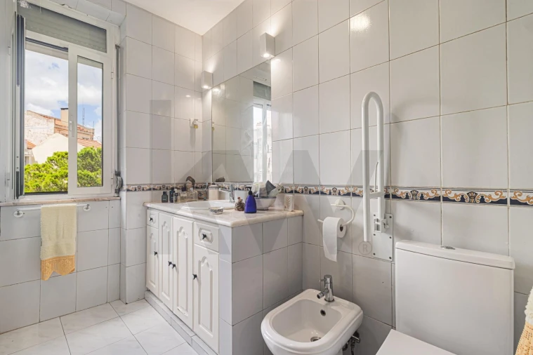 Apartamento T4 para Venda em Arroios Foto 23