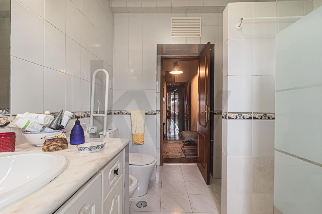 Apartamento T4 para Venda em Arroios Foto 25