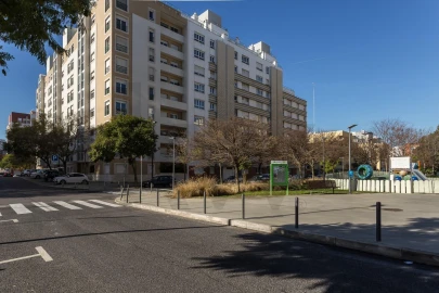 Apartamento T2 para Venda em Alvalade