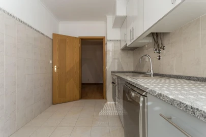 Apartamento T2 para Venda em Alvalade