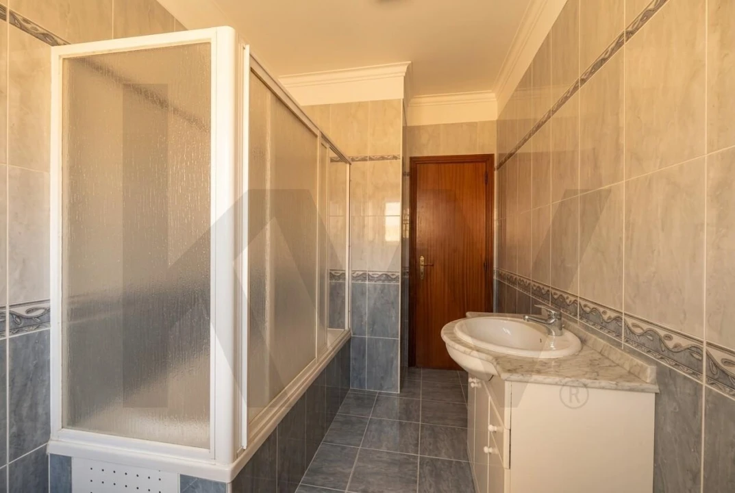 Apartamento T2 para Venda em Mafra Foto 13