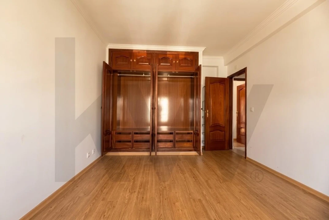 Apartamento T2 para Venda em Mafra Foto 15