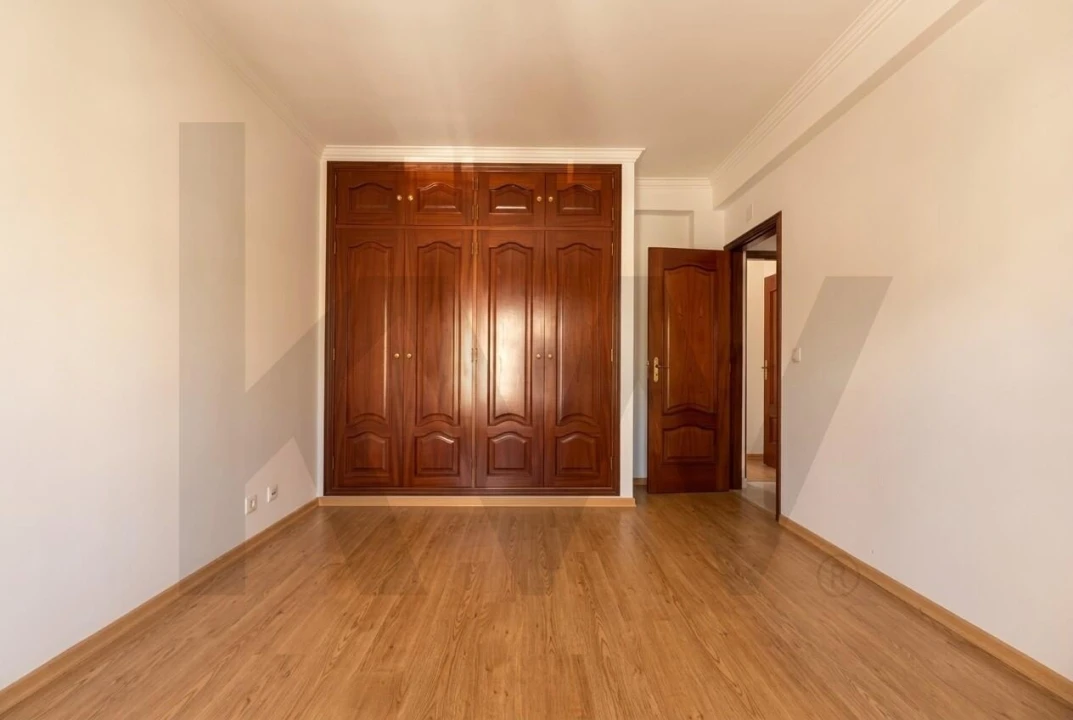 Apartamento T2 para Venda em Mafra Foto 14