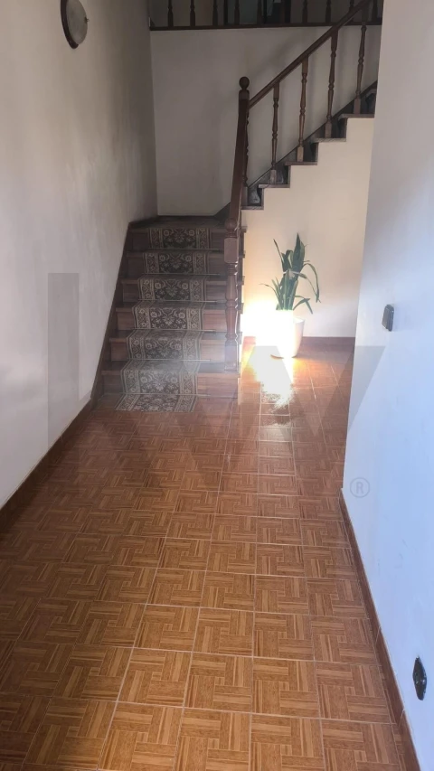 Moradia T5 para Venda em Porto Salvo
