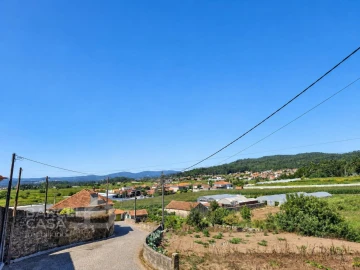 Moradia T3 para Venda em Milhazes, Vilar de Figos e Faria
