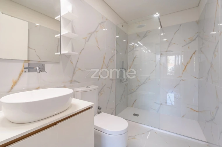 Apartamento T1 para Venda em Cedofeita, Santo Ildefonso, Sé, Miragaia, São Nicolau e Vitória Foto 14