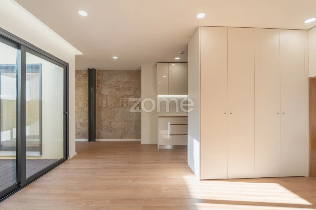 Apartamento T1 para Venda em Cedofeita, Santo Ildefonso, Sé, Miragaia, São Nicolau e Vitória Foto 11