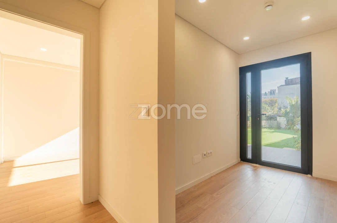 Apartamento T1 para Venda em Cedofeita, Santo Ildefonso, Sé, Miragaia, São Nicolau e Vitória Foto 15