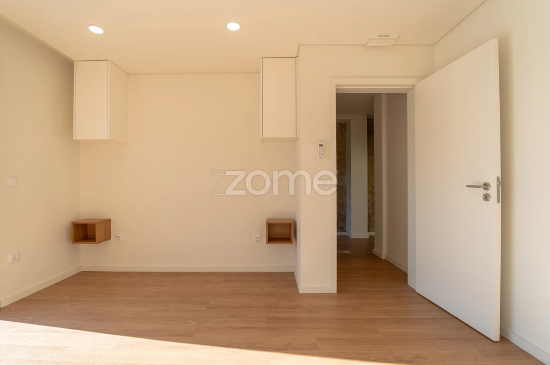 Apartamento T1 para Venda em Cedofeita, Santo Ildefonso, Sé, Miragaia, São Nicolau e Vitória Foto 17