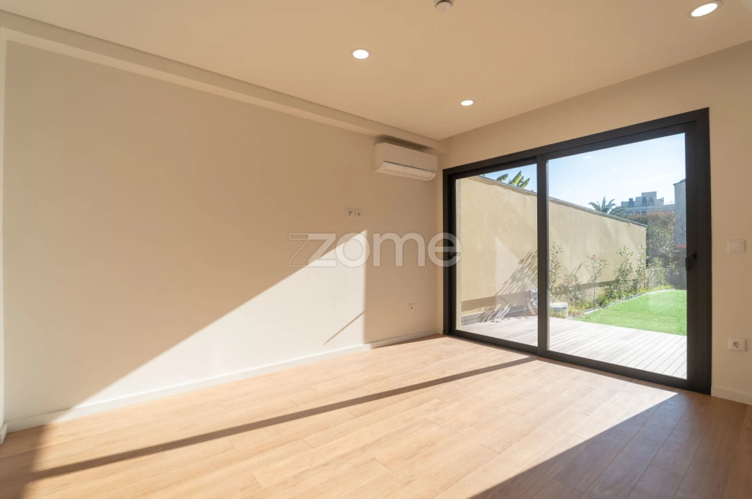Apartamento T1 para Venda em Cedofeita, Santo Ildefonso, Sé, Miragaia, São Nicolau e Vitória Foto 21