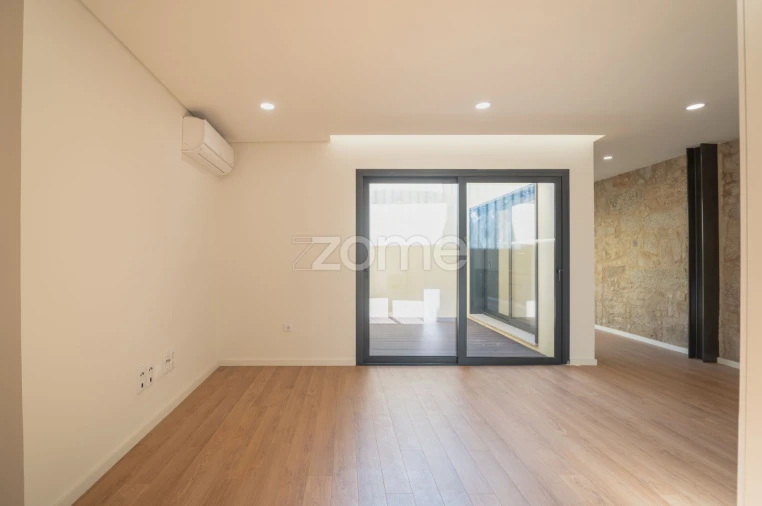Apartamento T1 para Venda em Cedofeita, Santo Ildefonso, Sé, Miragaia, São Nicolau e Vitória Foto 9