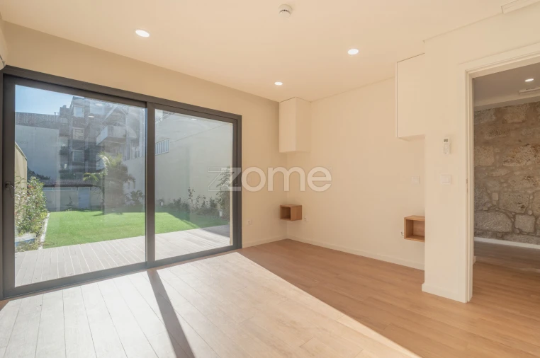 Apartamento T1 para Venda em Cedofeita, Santo Ildefonso, Sé, Miragaia, São Nicolau e Vitória Foto 14