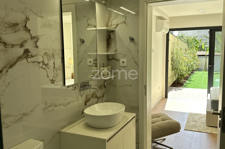 Apartamento T1 para Venda em Cedofeita, Santo Ildefonso, Sé, Miragaia, São Nicolau e Vitória Foto 19