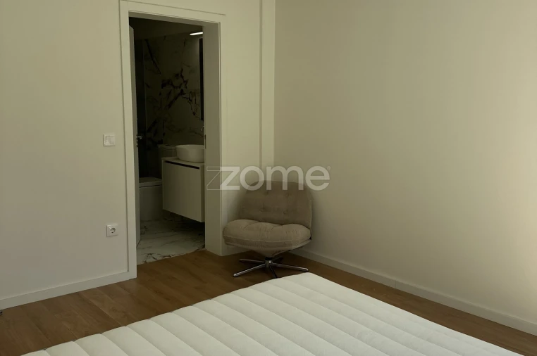 Apartamento T1 para Venda em Cedofeita, Santo Ildefonso, Sé, Miragaia, São Nicolau e Vitória Foto 29