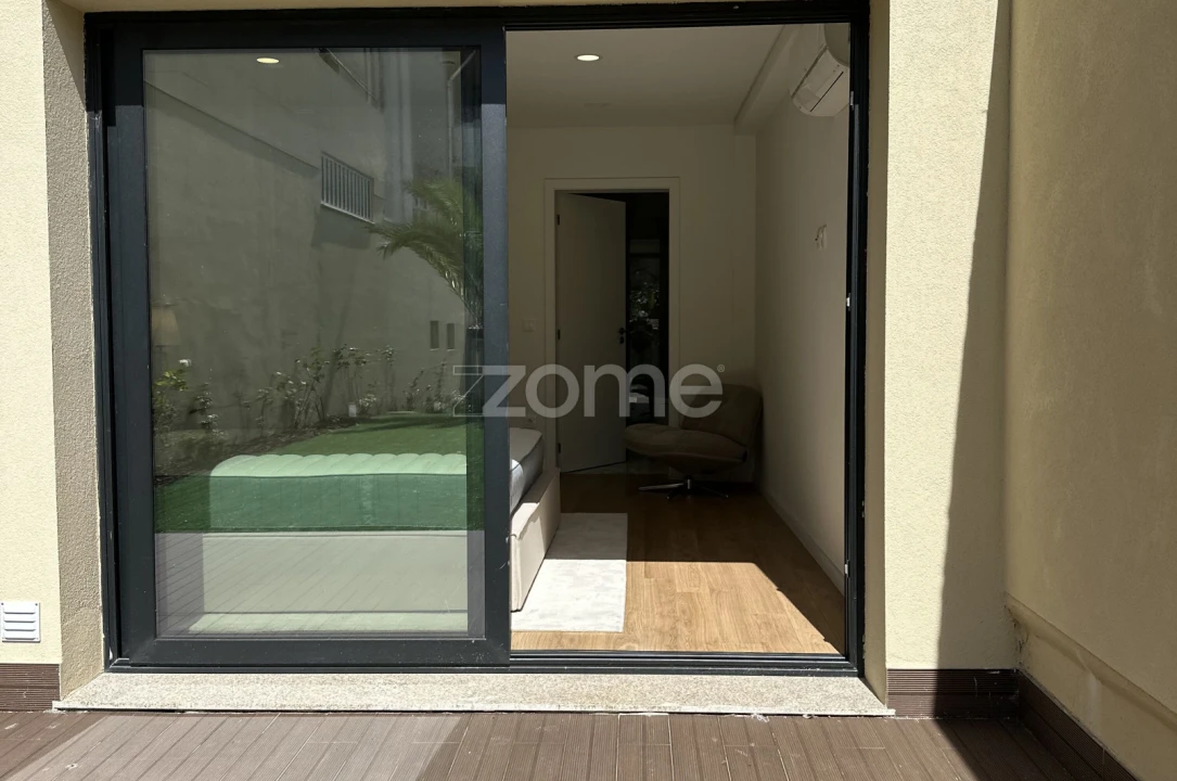 Apartamento T1 para Venda em Cedofeita, Santo Ildefonso, Sé, Miragaia, São Nicolau e Vitória Foto 25