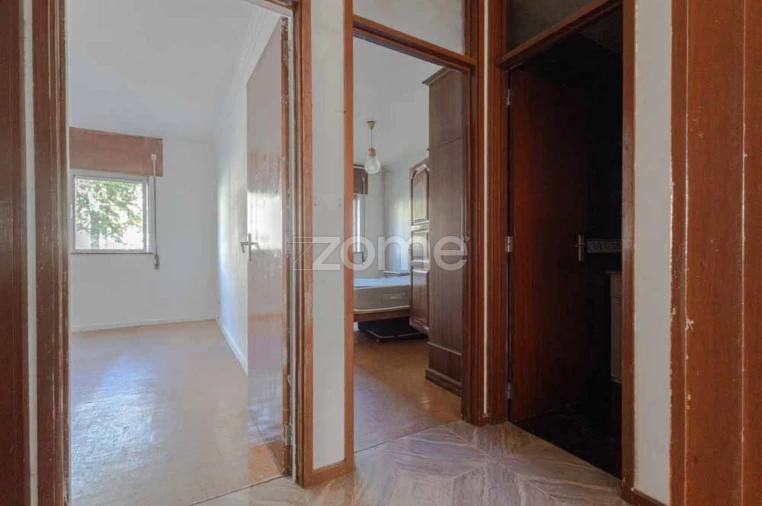 Apartamento T3 para Venda em Lordelo do Ouro e Massarelos Foto 17