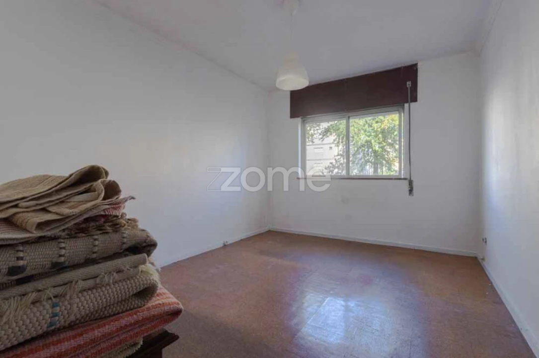 Apartamento T3 para Venda em Lordelo do Ouro e Massarelos Foto 15