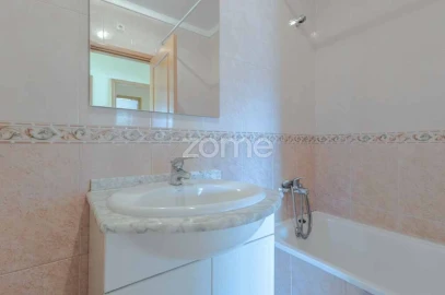 Apartamento T3 para Arrendamento em Malta e Canidelo