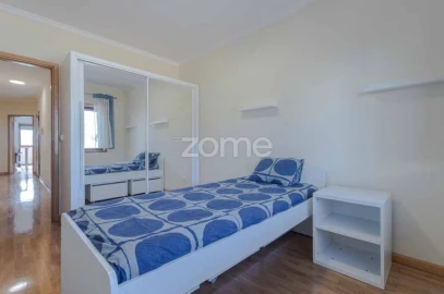 Apartamento T3 para Arrendamento em Malta e Canidelo