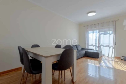 Apartamento T3 para Arrendamento em Malta e Canidelo