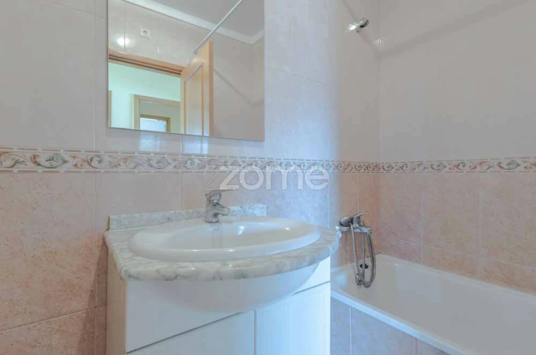 Apartamento T3 para Arrendamento em Malta e Canidelo Foto 11