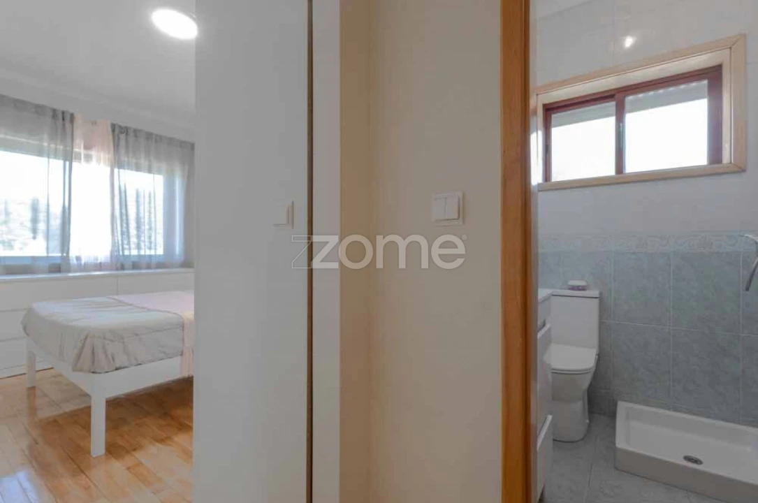 Apartamento T3 para Arrendamento em Malta e Canidelo Foto 13