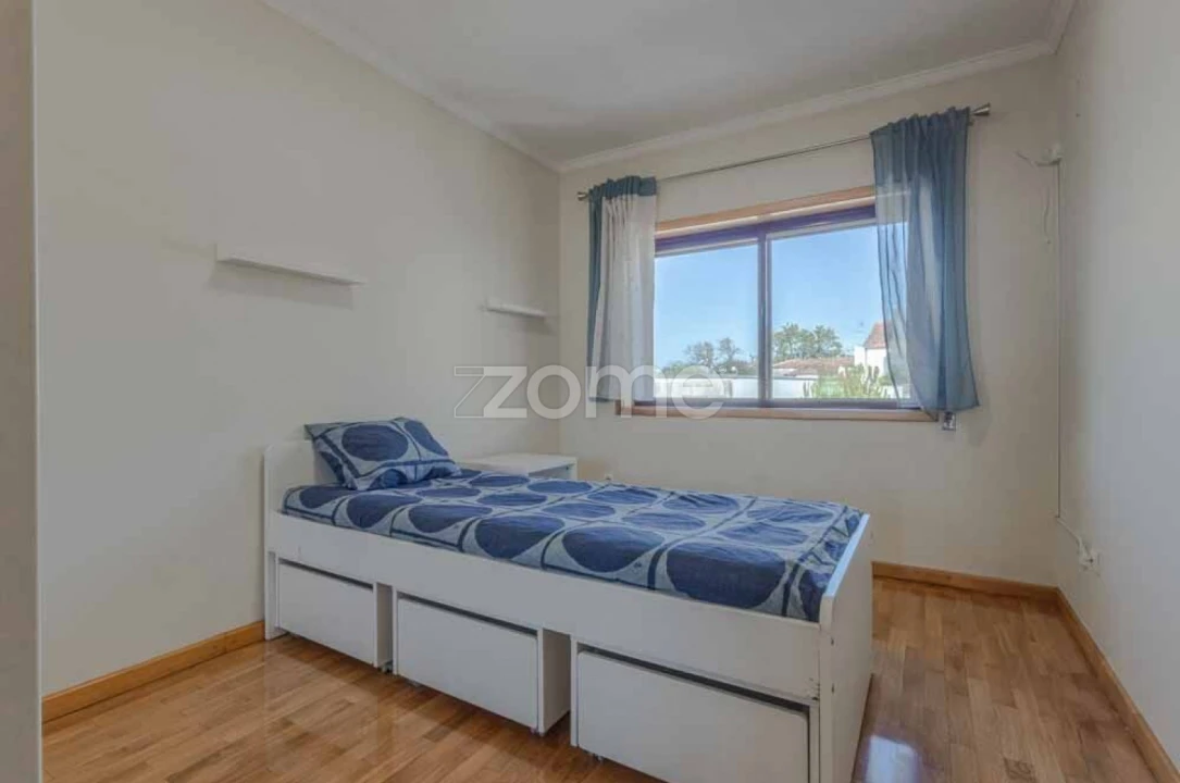 Apartamento T3 para Arrendamento em Malta e Canidelo Foto 17