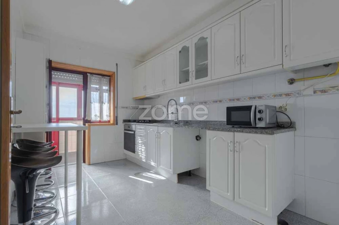 Apartamento T3 para Arrendamento em Malta e Canidelo Foto 3