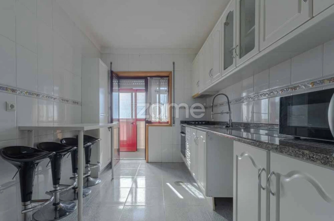 Apartamento T3 para Arrendamento em Malta e Canidelo Foto 4