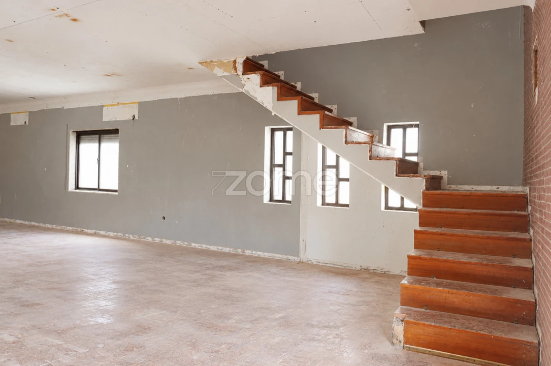 Apartamento T2 para Venda em Fânzeres e São Pedro da Cova Foto 5
