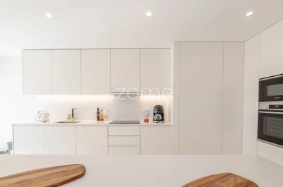 Apartamento T4 para Arrendamento em São Felix da Marinha