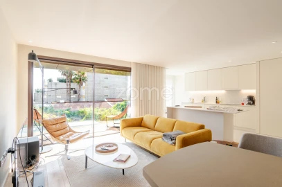 Apartamento T4 para Arrendamento em São Felix da Marinha