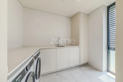 Moradia T4 para Venda em Madalena
