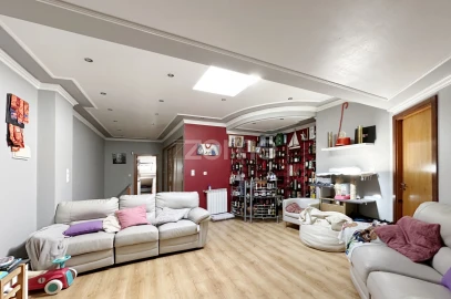 Apartamento T2 para Venda em Algueirão-Mem Martins