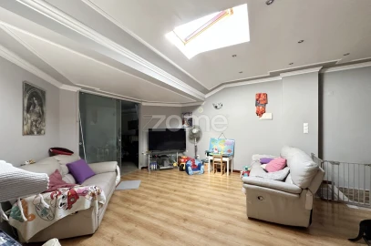 Apartamento T2 para Venda em Algueirão-Mem Martins