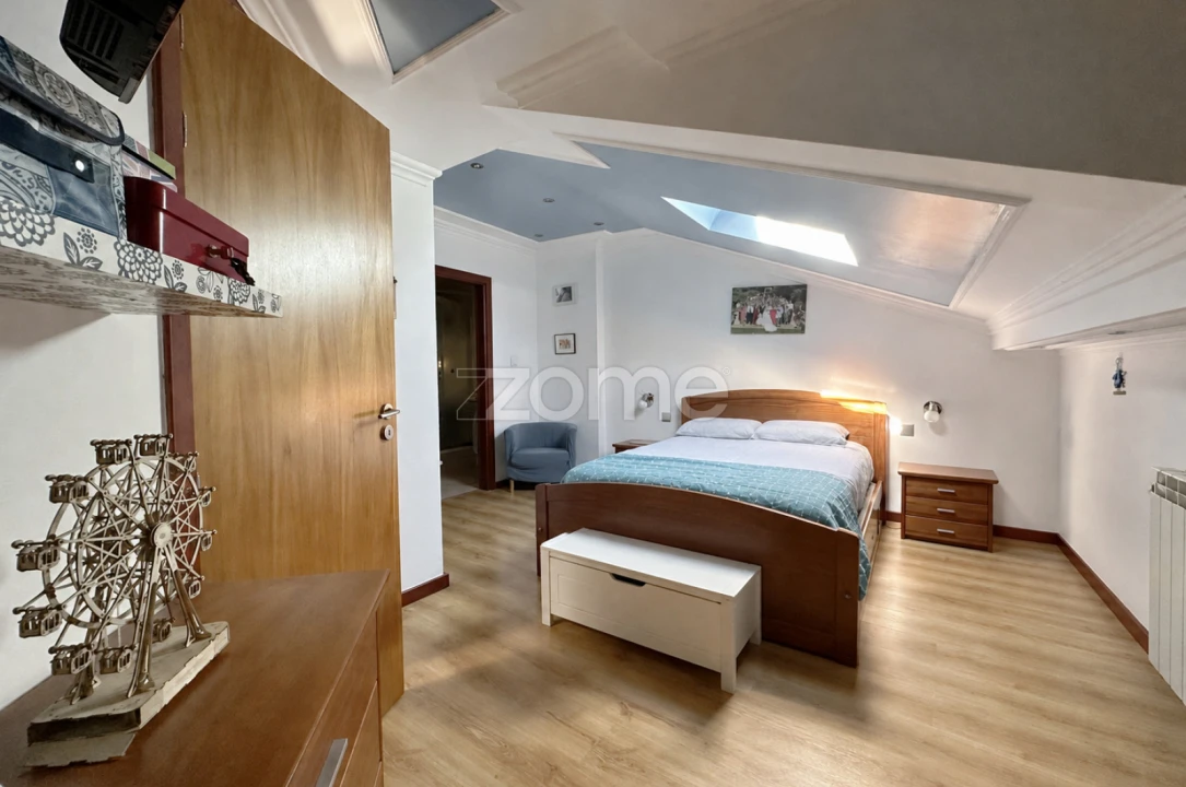 Apartamento T2 para Venda em Algueirão-Mem Martins Foto 2
