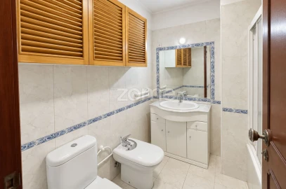 Apartamento T3 para Arrendamento em Moscavide e Portela