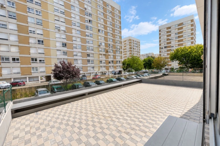 Apartamento T3 para Arrendamento em Moscavide e Portela Foto 8