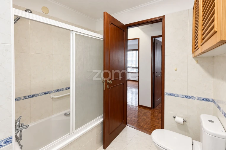 Apartamento T3 para Arrendamento em Moscavide e Portela Foto 25