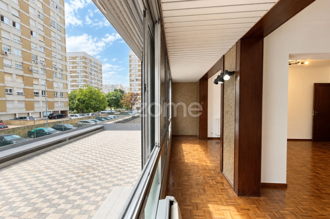Apartamento T3 para Arrendamento em Moscavide e Portela Foto 7