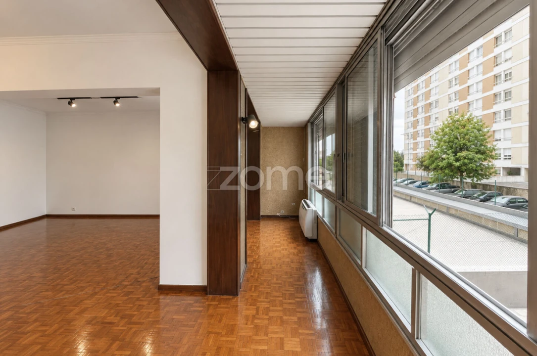 Apartamento T3 para Arrendamento em Moscavide e Portela Foto 4
