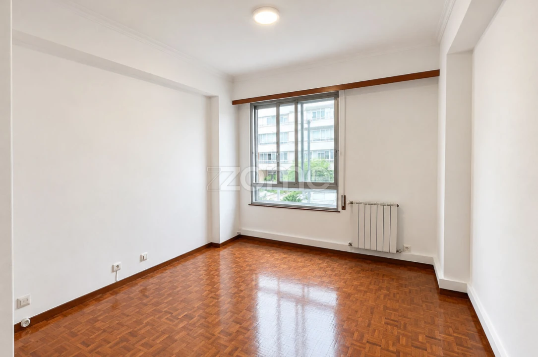 Apartamento T3 para Arrendamento em Moscavide e Portela Foto 16