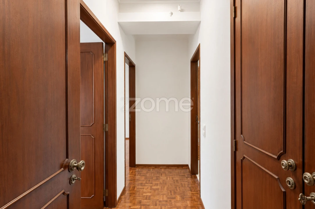 Apartamento T3 para Arrendamento em Moscavide e Portela Foto 19