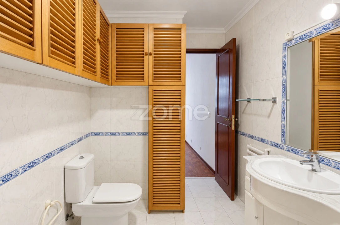 Apartamento T3 para Arrendamento em Moscavide e Portela Foto 29